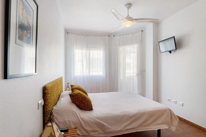 Image No.10-3 Bed Apartment for sale