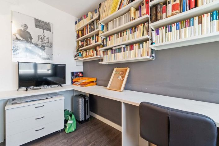 Image No.15-3 Bed Apartment for sale