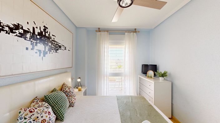 Image No.18-2 Bed Apartment for sale