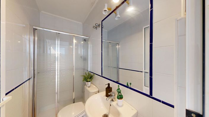 Image No.25-2 Bed Apartment for sale