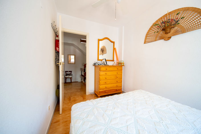 Image No.15-4 Bed Townhouse for sale