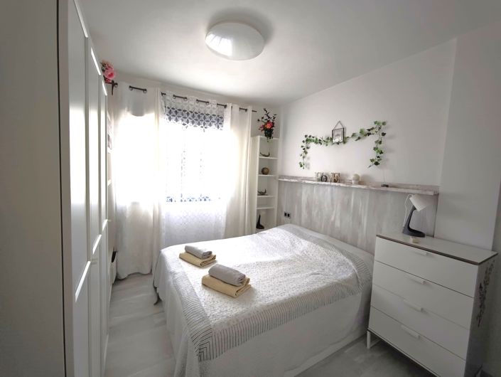 Image No.19-2 Bed Apartment for sale