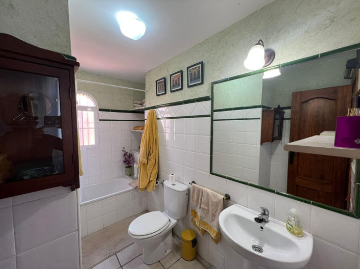 Image No.14-3 Bed Villa for sale