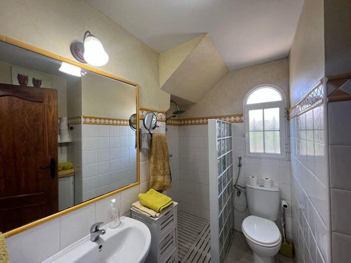 Image No.19-3 Bed Villa for sale