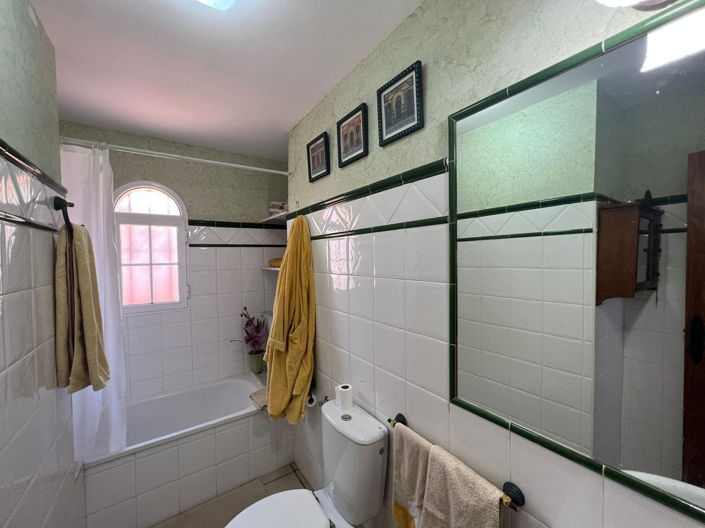 Image No.6-3 Bed Villa for sale