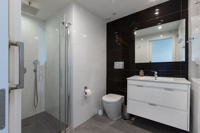 Image No.16-3 Bed Apartment for sale