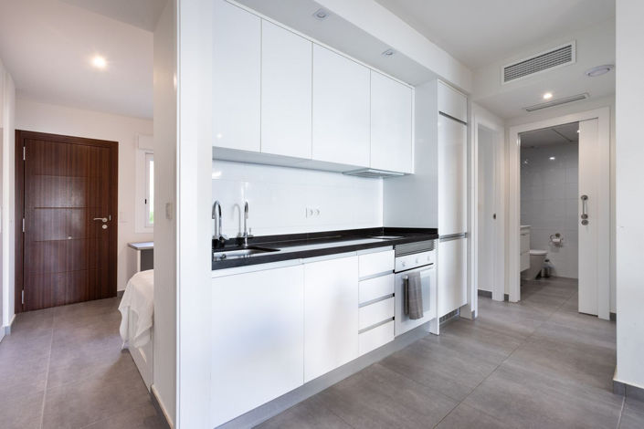 Image No.8-3 Bed Apartment for sale