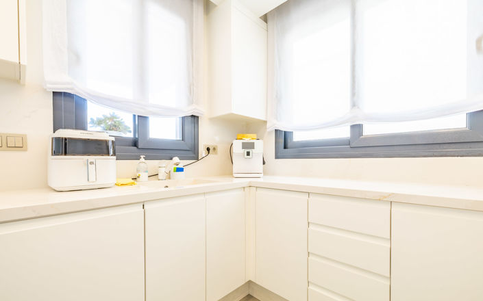 Image No.10-3 Bed Villa for sale