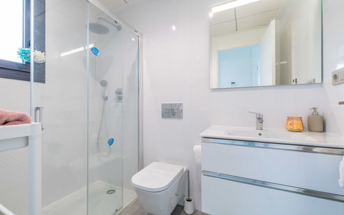 Image No.21-3 Bed Villa for sale