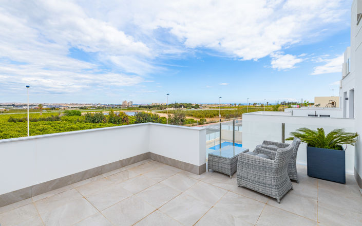 Image No.26-3 Bed Villa for sale