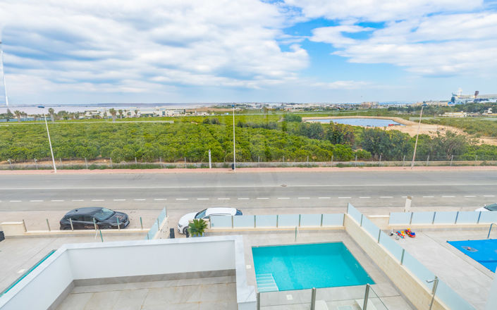 Image No.30-3 Bed Villa for sale