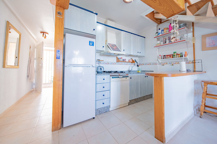 Image No.11-2 Bed Townhouse for sale