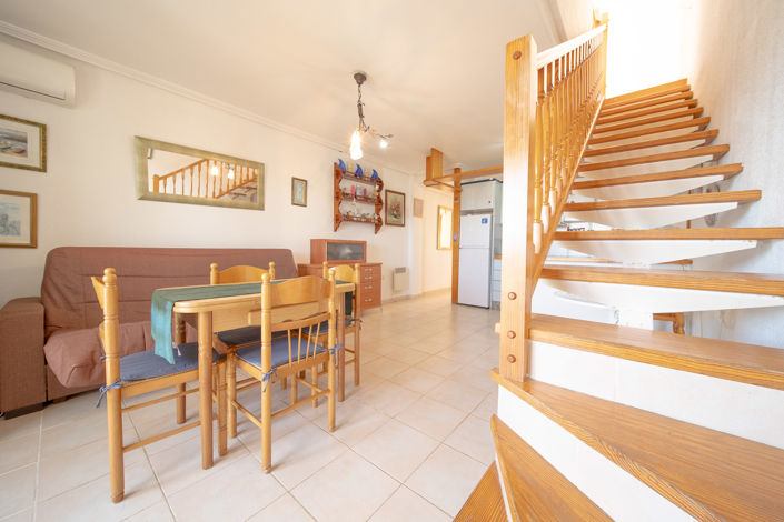 Image No.12-2 Bed Townhouse for sale