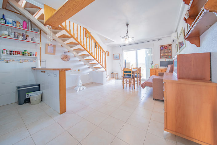 Image No.2-2 Bed Townhouse for sale