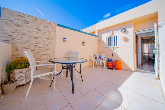 Image No.22-2 Bed Townhouse for sale