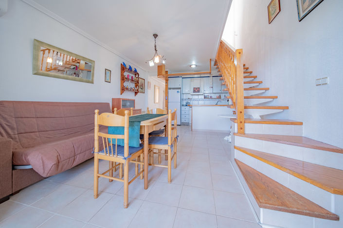 Image No.5-2 Bed Townhouse for sale