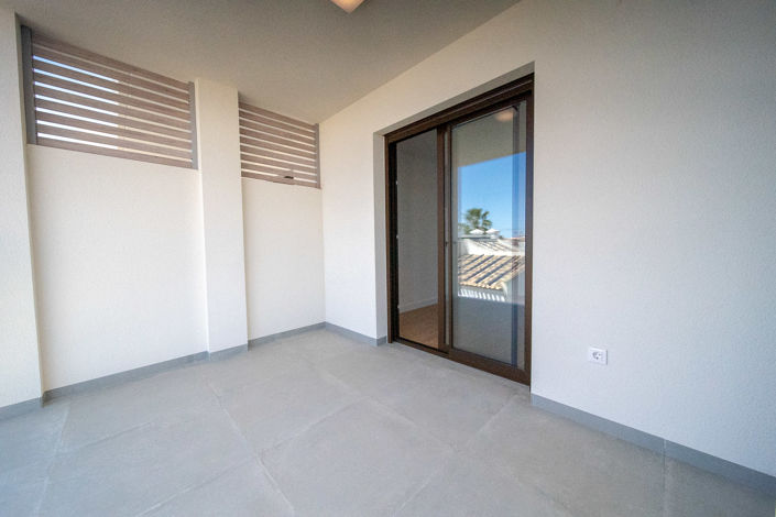 Image No.4-2 Bed Penthouse for sale