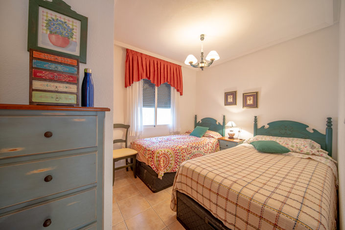 Image No.11-3 Bed Townhouse for sale