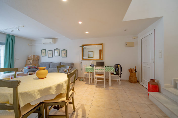 Image No.5-3 Bed Townhouse for sale