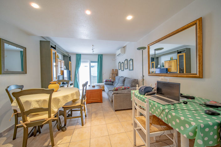 Image No.6-3 Bed Townhouse for sale