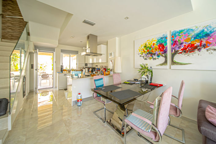 Image No.6-3 Bed Villa for sale