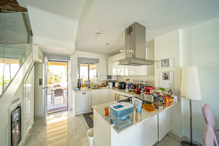 Image No.7-3 Bed Villa for sale