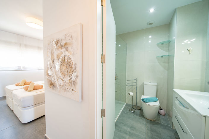 Image No.22-3 Bed Apartment for sale