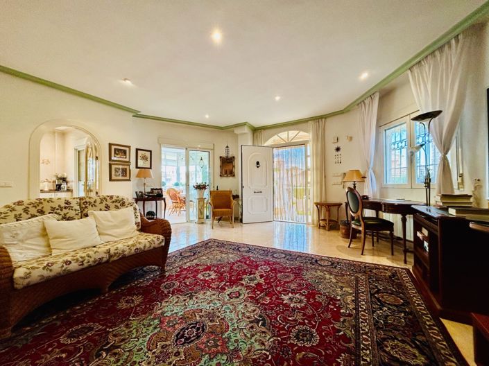 Image No.6-4 Bed Villa for sale