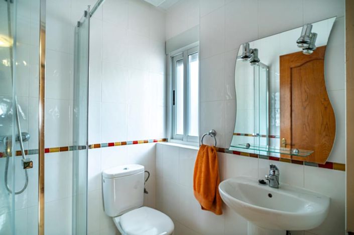 Image No.18-4 Bed Villa for sale