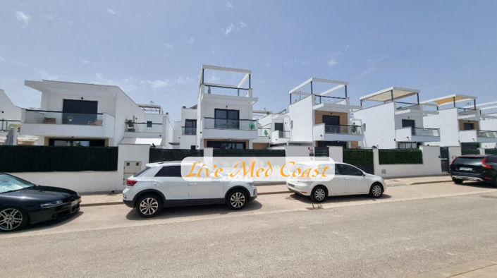 Image No.12-3 Bed Villa for sale