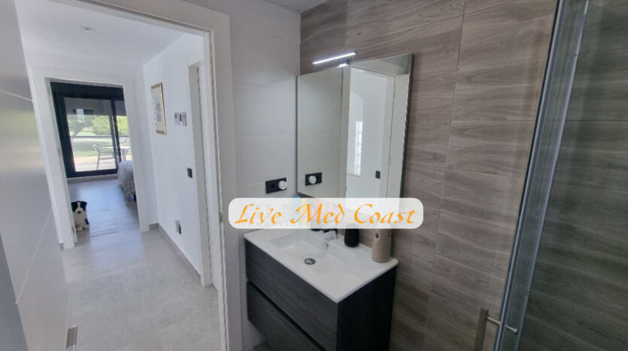 Image No.14-3 Bed Villa for sale