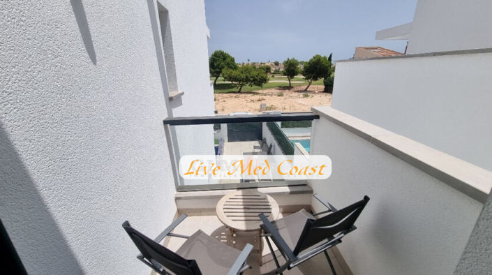 Image No.19-3 Bed Villa for sale