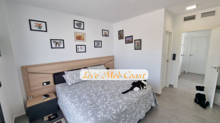 Image No.26-3 Bed Villa for sale