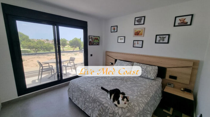 Image No.27-3 Bed Villa for sale