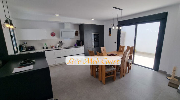 Image No.4-3 Bed Villa for sale