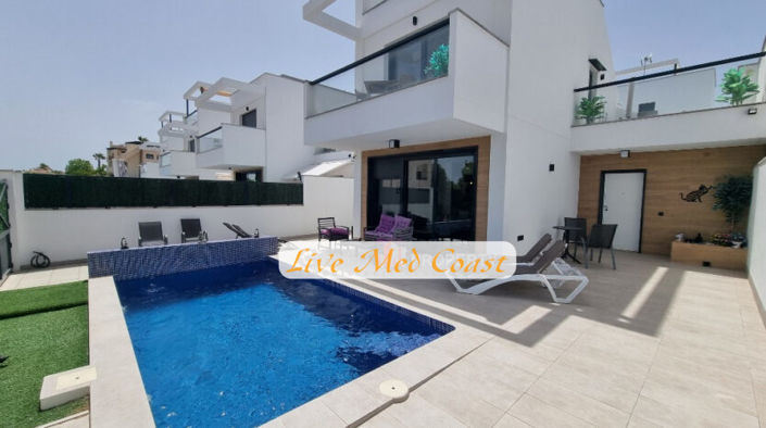 Image No.46-3 Bed Villa for sale