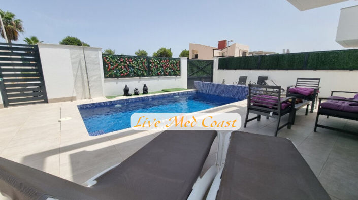 Image No.48-3 Bed Villa for sale