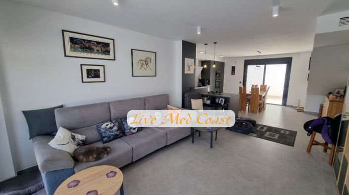 Image No.9-3 Bed Villa for sale