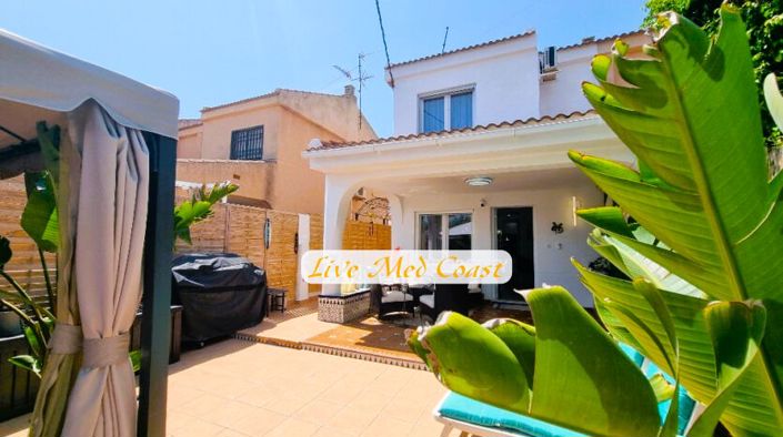 Image No.1-3 Bed Villa for sale
