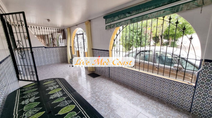 Image No.30-4 Bed Townhouse for sale