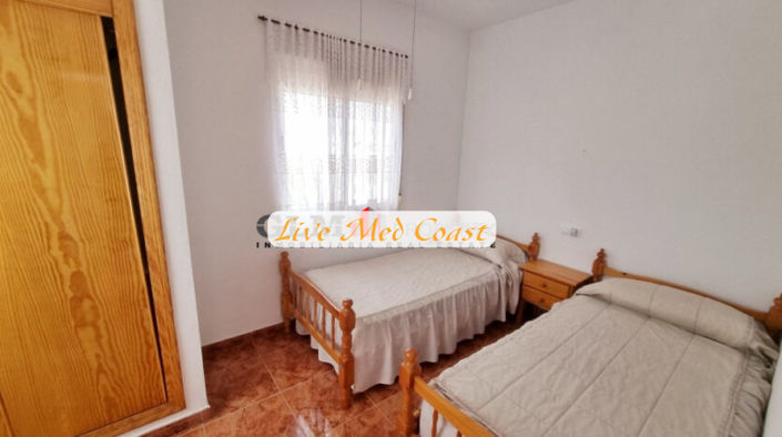 Image No.6-4 Bed Townhouse for sale