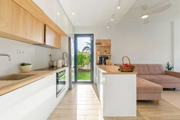 Image No.6-3 Bed Villa for sale