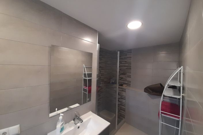 Image No.27-6 Bed Villa for sale