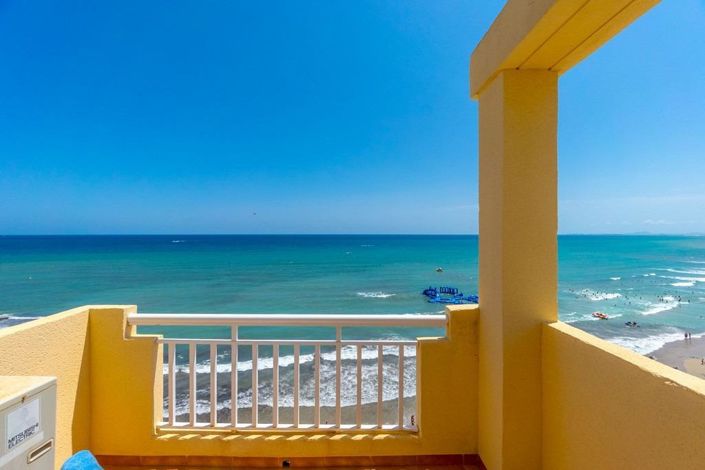 Image No.1-3 Bed Townhouse for sale