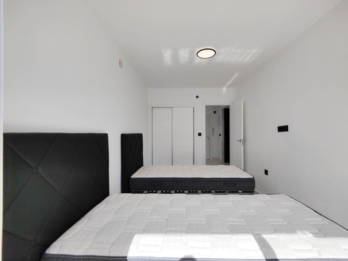 Image No.22-2 Bed Apartment for sale