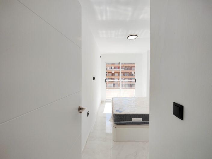 Image No.26-2 Bed Apartment for sale