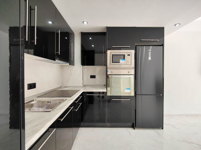 Image No.8-2 Bed Apartment for sale