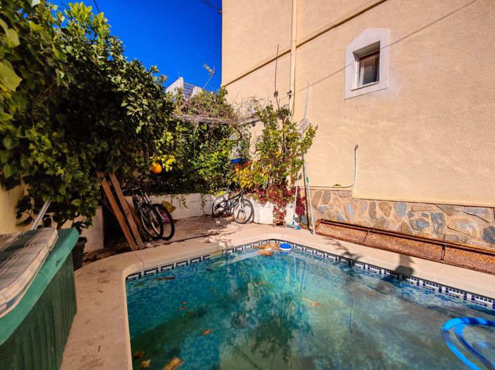 Image No.5-4 Bed Villa for sale