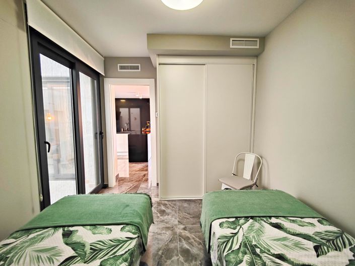 Image No.28-2 Bed Apartment for sale