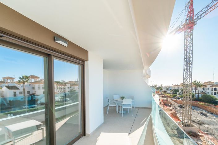 Image No.43-2 Bed Apartment for sale